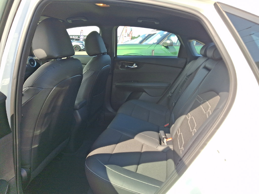 Certified 2023 Kia Forte GT-Line w/ GT-Line Technology Package FWD image 12