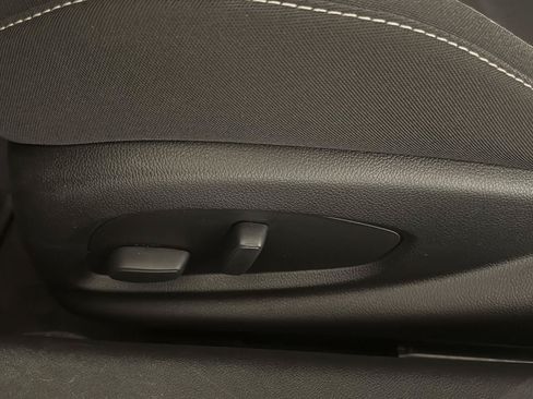 Used 2023 Chevrolet Camaro LT RWD image 11