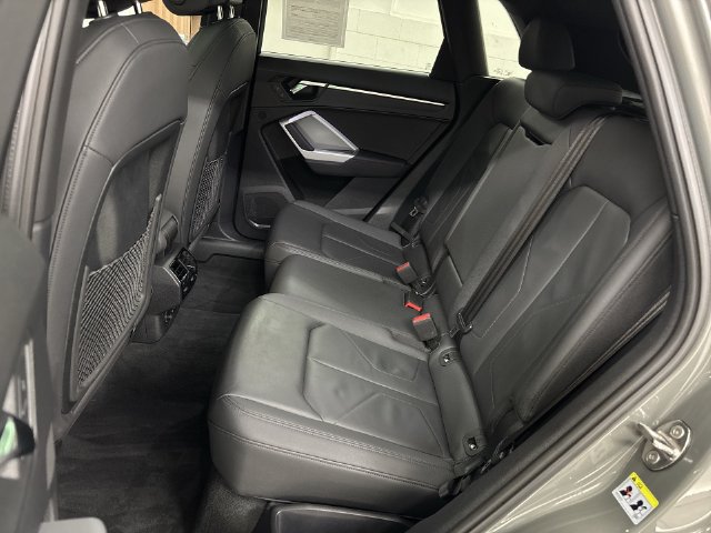 Used 2023 Audi Q3 2.0T Premium AWD/4WD image 13