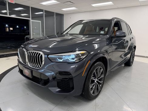 Used 2022 BMW X5 xDrive45e w/ M Sport Package image 82