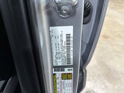 Used 2024 Toyota Tacoma TRD Off-Road image 14