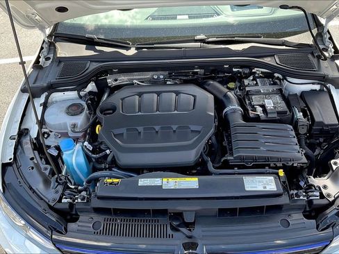 Used 2023 Volkswagen Golf 20th Anniversary Edition AWD/4WD image 29