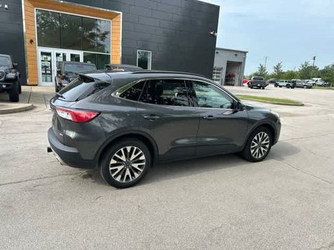 Used 2020 Ford Escape Titanium AWD/4WD image 23