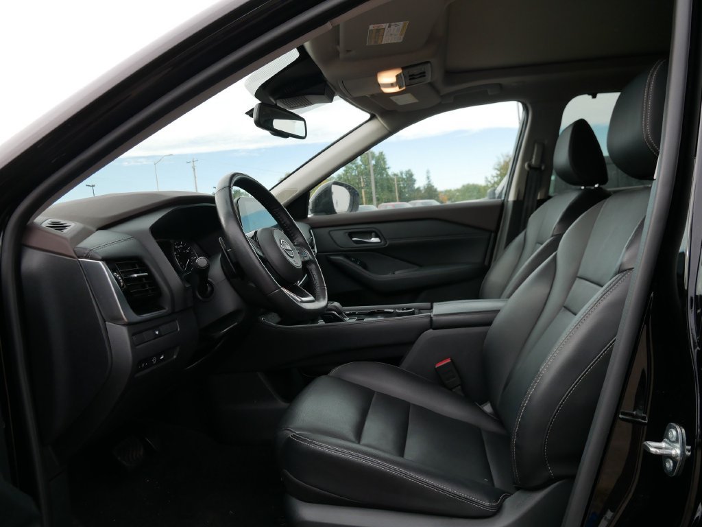 Used 2023 Nissan Rogue SL w/ SL Premium Package AWD/4WD image 9
