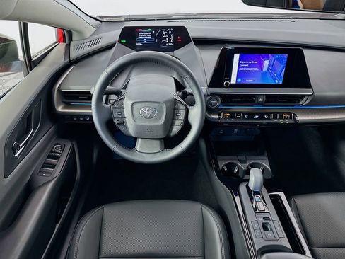 Used 2025 Toyota Prius XLE image 21