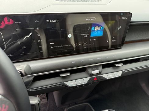 Certified 2024 Kia EV9 GT-Line image 12