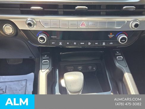 Used 2025 Kia Telluride S FWD image 19
