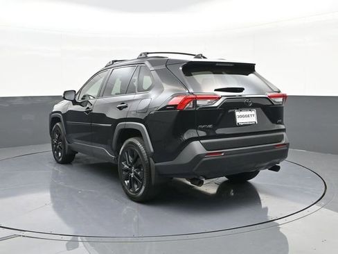 Used 2025 Toyota RAV4 XLE Premium FWD image 8