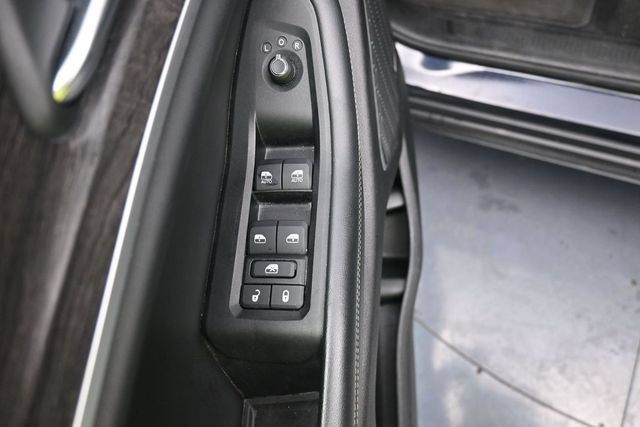 Used 2024 Jeep Grand Cherokee Limited 4xe AWD/4WD image 13