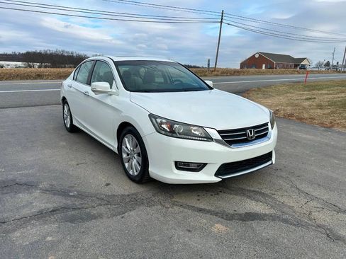 Used 2013 Honda Accord EX image 3