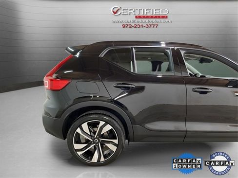 Used 2025 Volvo XC40 B5 Plus image 94