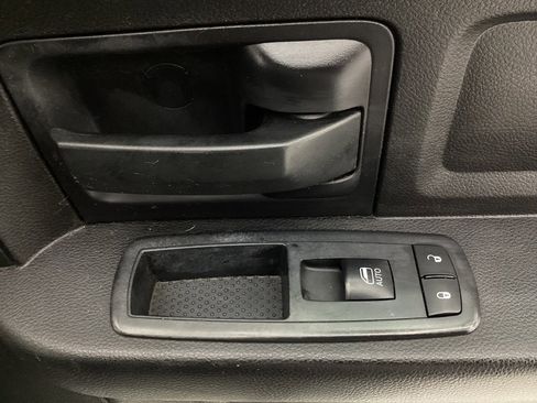 Used 2018 RAM 1500 Tradesman image 36