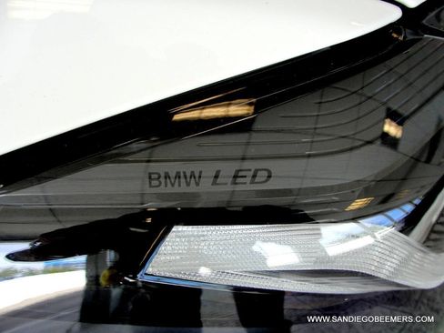 Used 2023 BMW 540i w/ M Sport Package RWD image 4