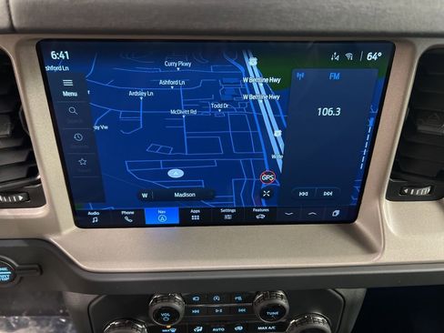 New 2025 Ford Bronco Outer Banks image 11