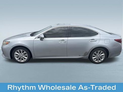 Used 2013 Lexus ES 300h w/ Luxury Pkg FWD image 5