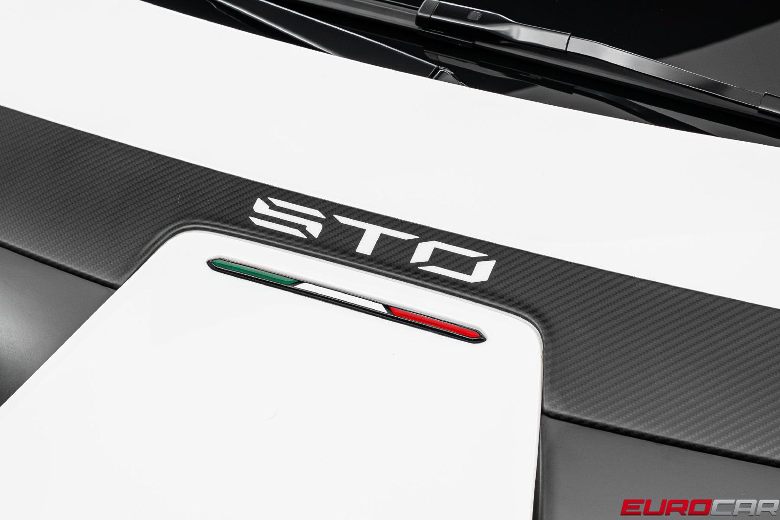 Used 2022 Lamborghini Huracan STO RWD image 10