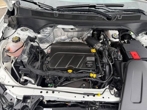 Used 2024 Buick Envista Avenir FWD image 32