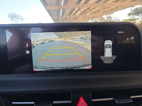 Certified 2025 Kia Seltos EX w/ EX Sunroof Package image 13