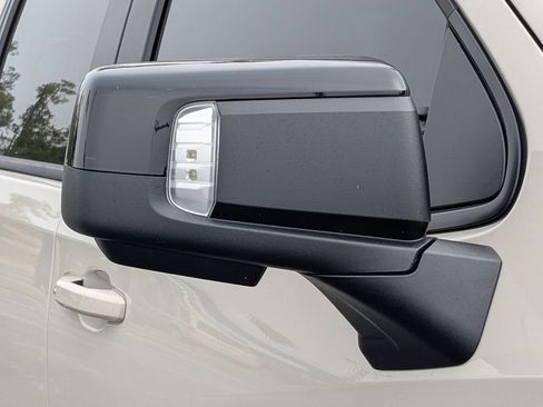 New 2026 Chevrolet Silverado 1500 RST w/ Dark Appearance Package image 12