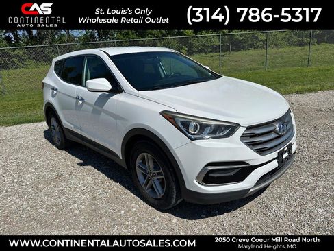 Used 2017 Hyundai Santa Fe Sport FWD image 1