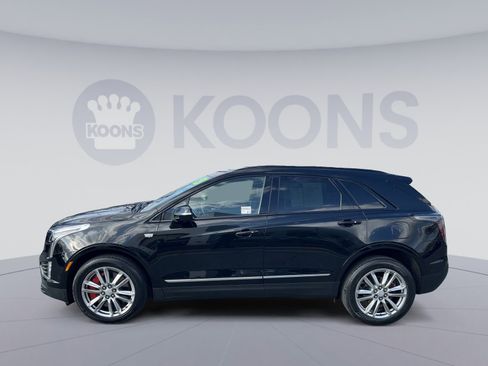 Used 2023 Cadillac XT5 Sportv w/ Technology Package AWD/4WD image 2