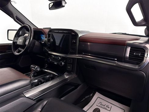Used 2023 Ford F150 Lariat image 27