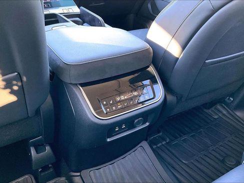 Used 2025 INFINITI QX80 Luxe w/ Cargo Package image 31