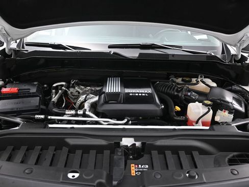 Used 2023 Chevrolet Silverado 1500 RST image 12