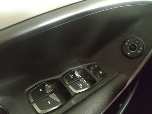 Used 2018 Hyundai Santa Fe Sport w/ 2.4L Tech Package 04 image 27