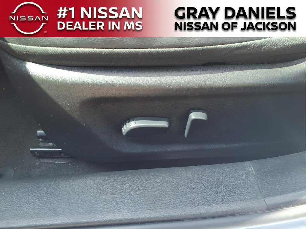 Used 2024 Nissan Altima 2.5 SR FWD image 11