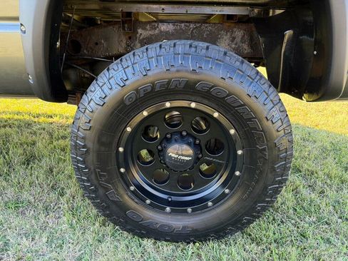 Used 2005 Dodge Ram 2500 Truck SLT image 12