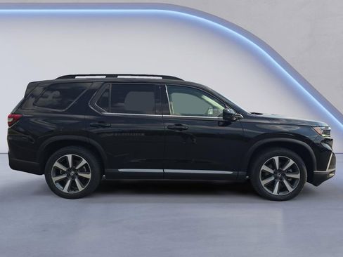 Used 2024 Honda Pilot Elite image 6