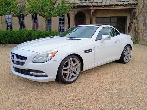 Used 2015 Mercedes-Benz SLK 250 image 55