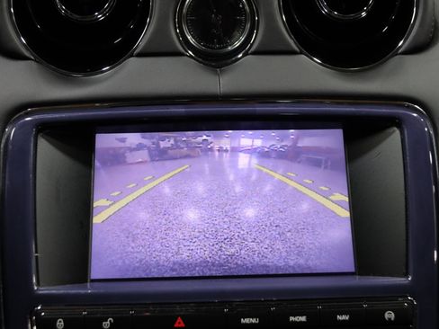 Used 2014 Jaguar XJ L Portfolio image 54