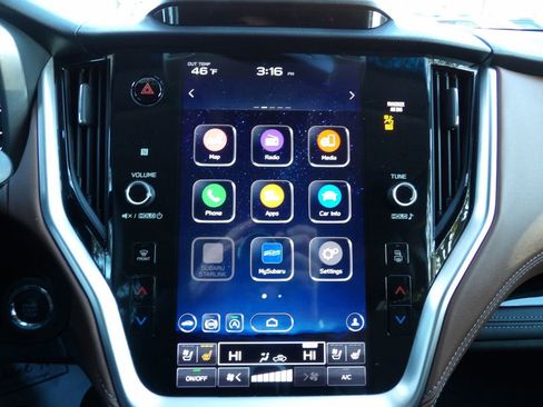 Used 2022 Subaru Outback Touring image 24