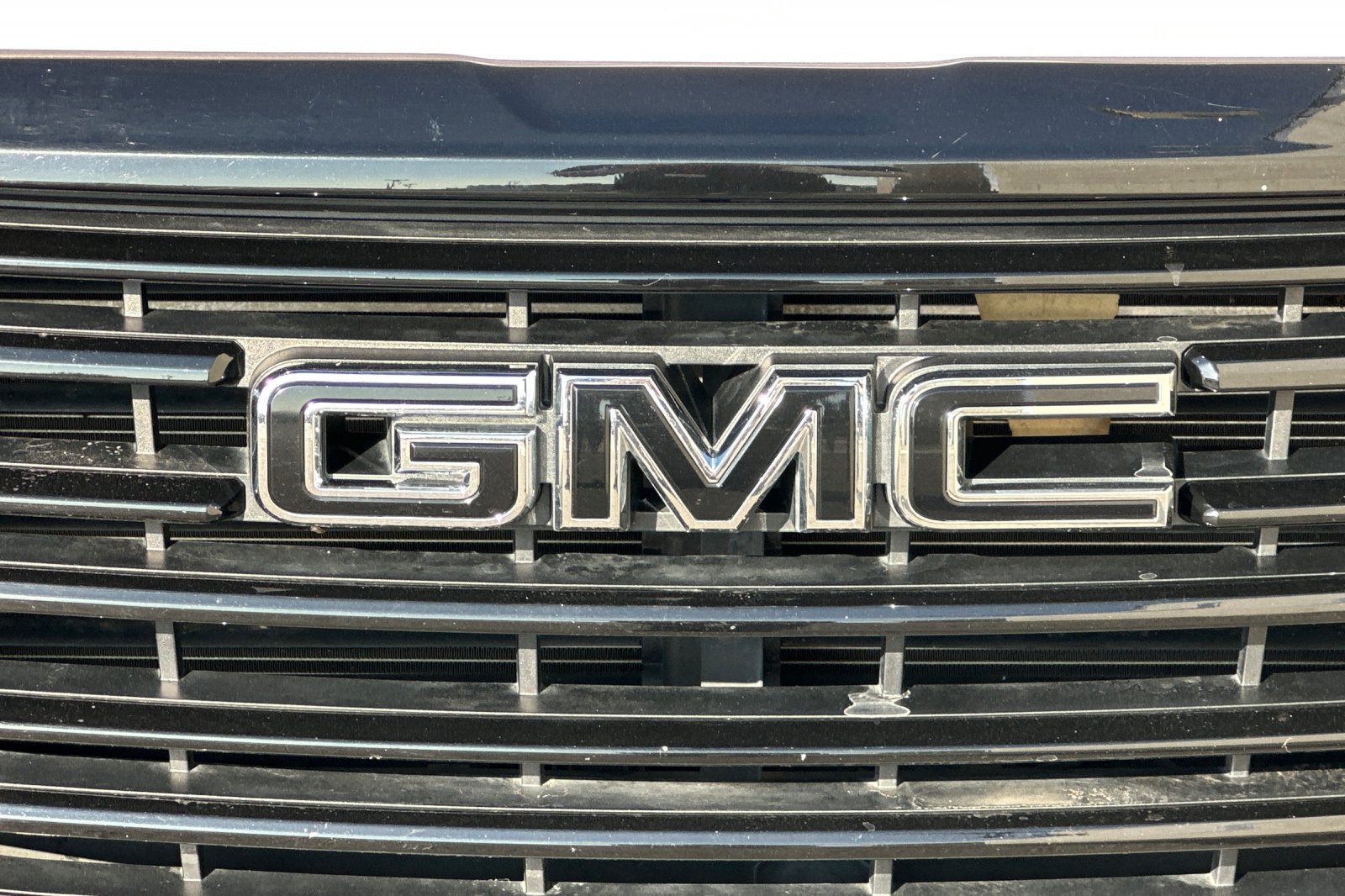 Used 2024 GMC Terrain SLT w/ Elevation Edition FWD image 38