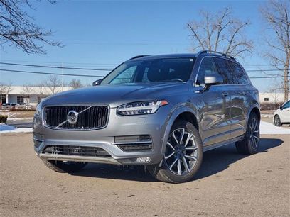 Used 2019 Volvo XC90 T6 Momentum w/ Advanced Package