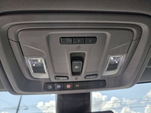 Used 2019 GMC Sierra 1500 SLT w/ SLT Premium Package AWD/4WD image 12