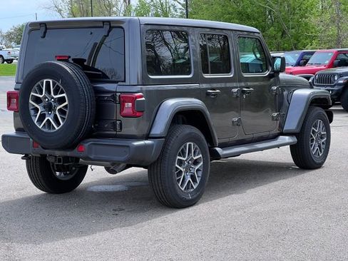 New 2025 Jeep Wrangler Unlimited Sahara AWD/4WD image 41
