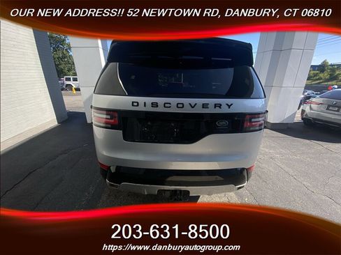 Used 2020 Land Rover Discovery Landmark AWD/4WD image 8