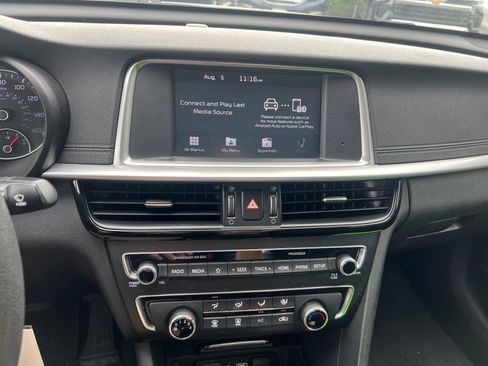 Used 2020 Kia Optima LX FWD image 11