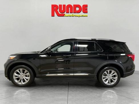 Used 2023 Ford Explorer Limited w/ Equipment Group 301A AWD/4WD image 2