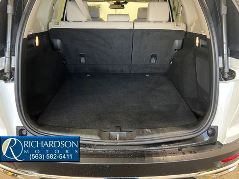 Used 2022 Honda CR-V Touring image 16