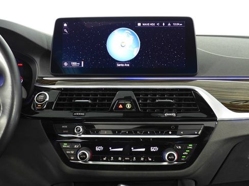 Used 2023 BMW 530i w/ Convenience Package RWD image 26