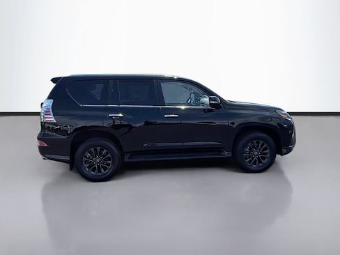 Used 2023 Lexus GX 460 Premium w/ Premium Package AWD/4WD image 4