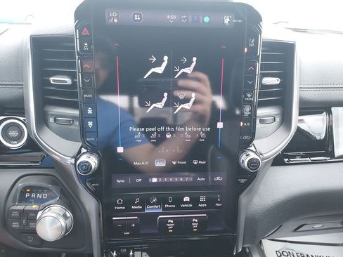 New 2026 RAM 1500 Laramie AWD/4WD image 25