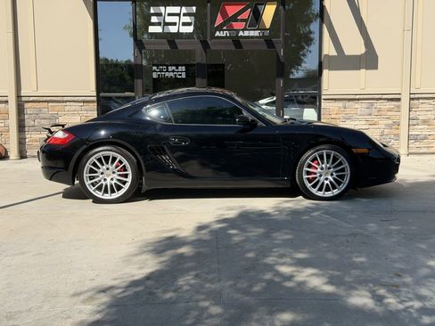 Used 2007 Porsche Cayman S image 1