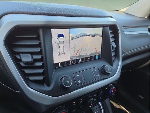 Used 2021 GMC Acadia SLT w/ Premium Package image 17