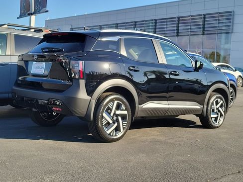New 2026 Nissan Kicks SV w/ Interior Electronics Package FWD image 2