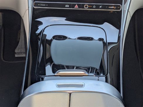 Used 2022 Mercedes-Benz C 300 Sedan image 9